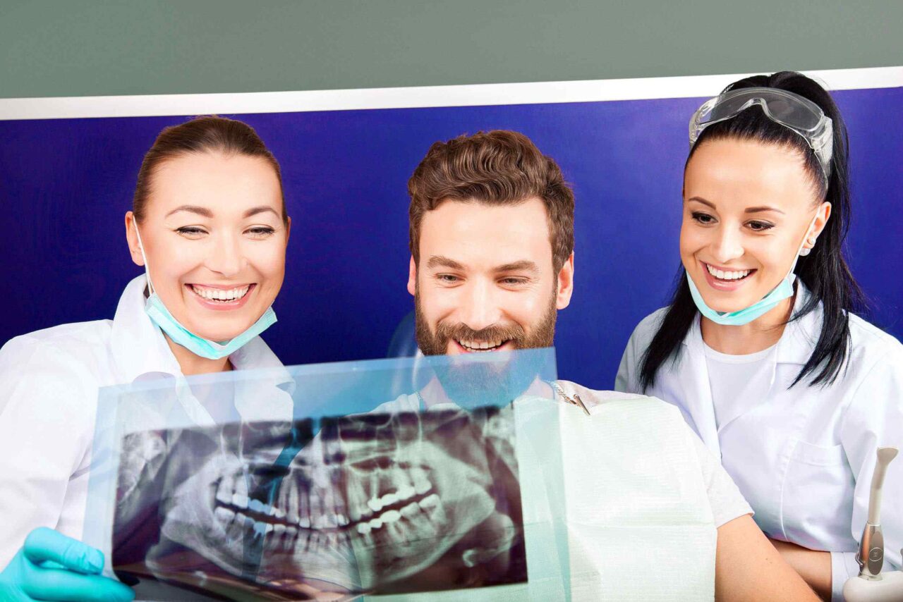 https://sanadentalclinic1.com/wp-content/uploads/2020/01/post-13-1280x854.jpg
